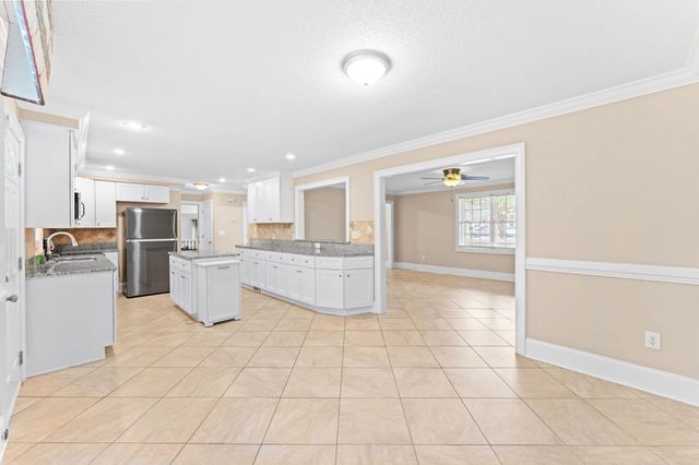 410 31st Ave. N, Myrtle Beach, SC 29577