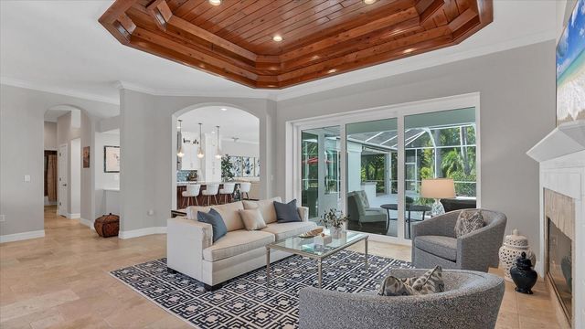 9979 CHERRY HILLS AVENUE CIRCLE, Bradenton, FL 34202