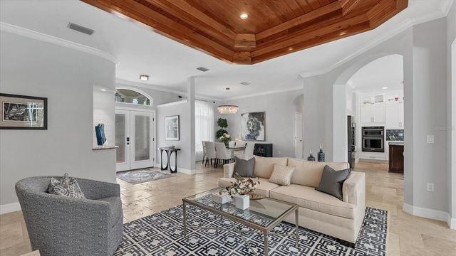 9979 CHERRY HILLS AVENUE CIRCLE, Bradenton, FL 34202