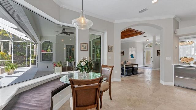 9979 CHERRY HILLS AVENUE CIRCLE, Bradenton, FL 34202