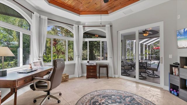 9979 CHERRY HILLS AVENUE CIRCLE, Bradenton, FL 34202