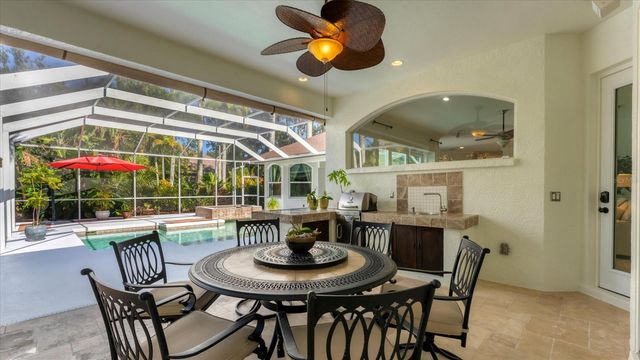 9979 CHERRY HILLS AVENUE CIRCLE, Bradenton, FL 34202