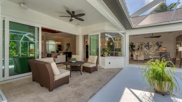 9979 CHERRY HILLS AVENUE CIRCLE, Bradenton, FL 34202