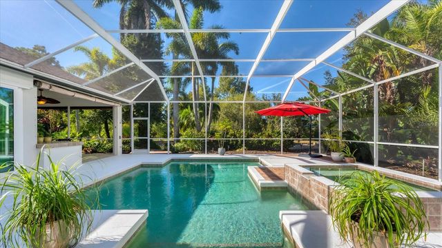 9979 CHERRY HILLS AVENUE CIRCLE, Bradenton, FL 34202