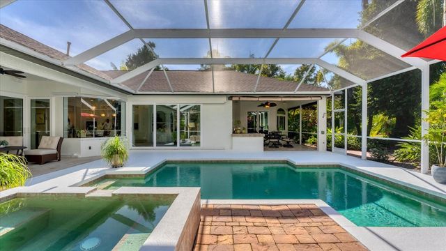 9979 CHERRY HILLS AVENUE CIRCLE, Bradenton, FL 34202