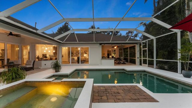 9979 CHERRY HILLS AVENUE CIRCLE, Bradenton, FL 34202