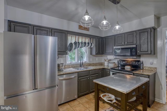 224 MEADOW DR, Dover, DE 19904