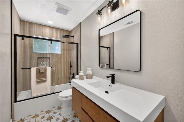2831 Monroe Street, Santa Clara, CA 95051