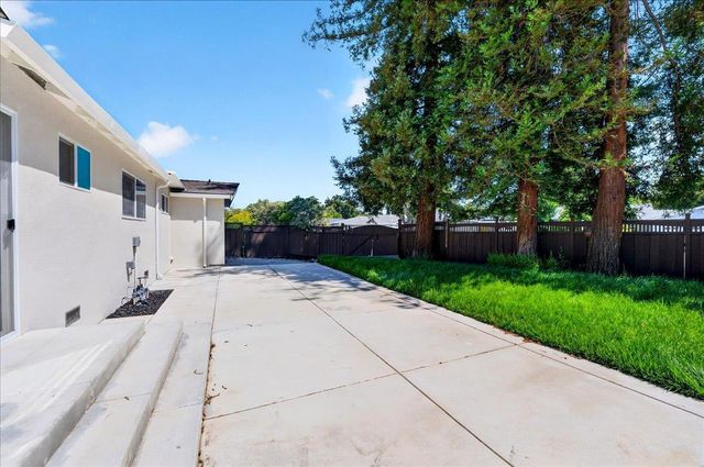 2831 Monroe Street, Santa Clara, CA 95051