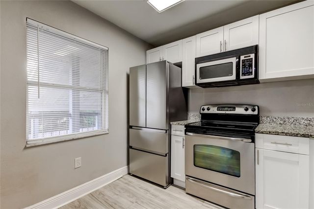 5023 TERRACE PALMS CIRCLE 201, Tampa, FL 33617