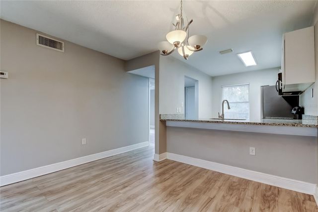 5023 TERRACE PALMS CIRCLE 201, Tampa, FL 33617