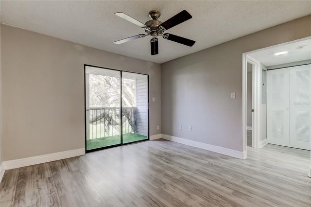 5023 TERRACE PALMS CIRCLE 201, Tampa, FL 33617