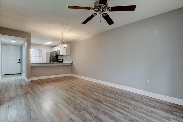 5023 TERRACE PALMS CIRCLE 201, Tampa, FL 33617