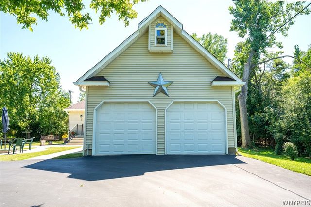 1363 Losson Road, Cheektowaga, NY 14043