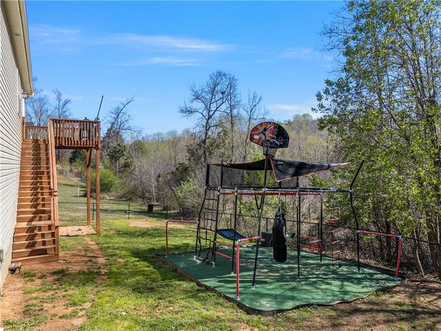 2520 Linmar Circle, Anderson, SC 29621