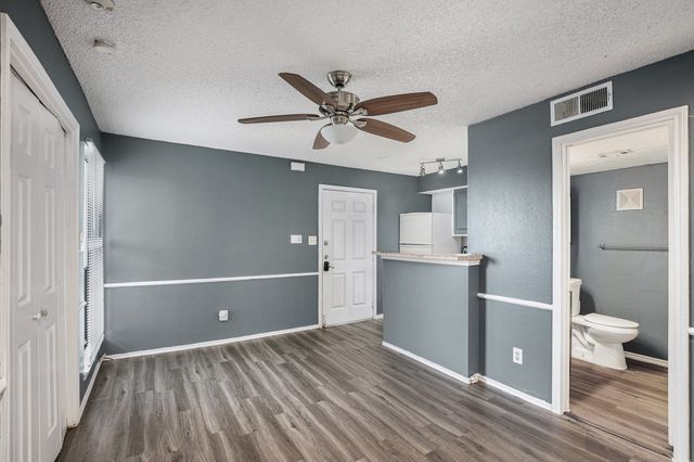 2311 Balsam Drive H307, Arlington, TX 76006