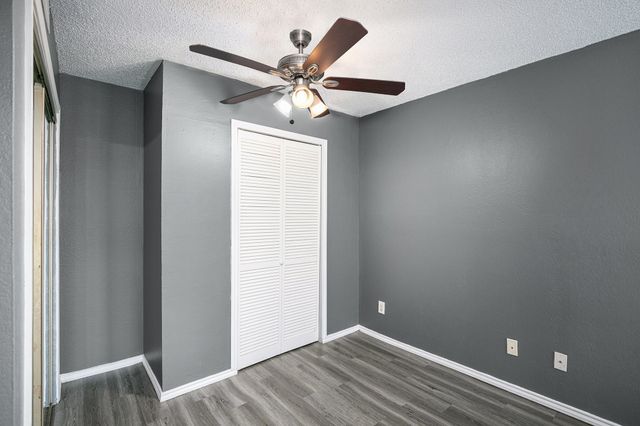2311 Balsam Drive H307, Arlington, TX 76006