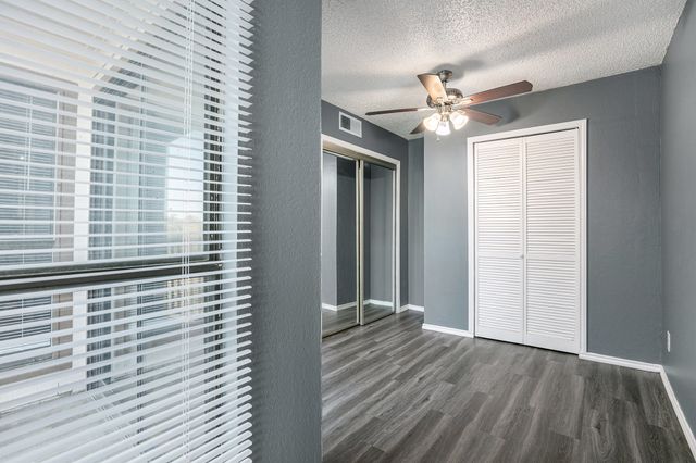2311 Balsam Drive H307, Arlington, TX 76006