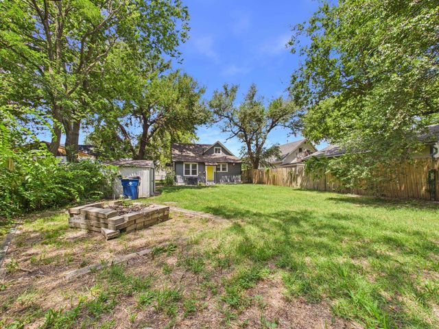 904 S Glenn Ave, Wichita, KS 67213