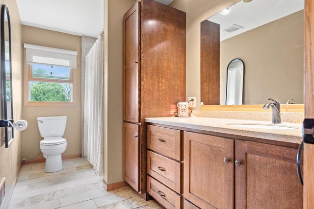 734 Juline WAY, Onalaska, WI 54650