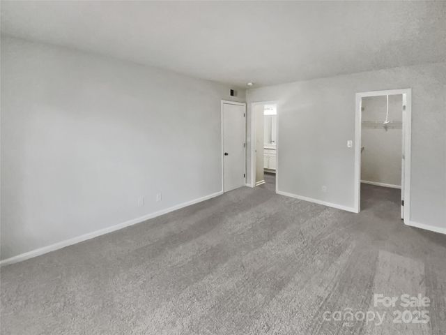 6041 Pinebark Court, Charlotte, NC 28212