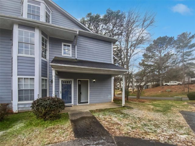 6041 Pinebark Court, Charlotte, NC 28212