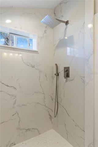 208 BONNER AVENUE, Daytona Beach, FL 32118