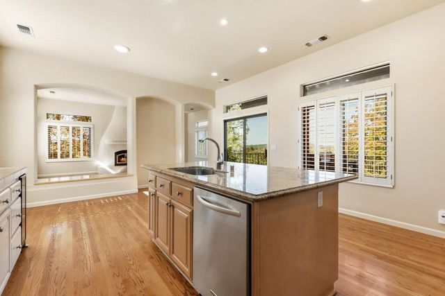 9510 Upper Valley Rd, Auburn, CA 95602