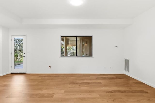 9510 Upper Valley Rd, Auburn, CA 95602