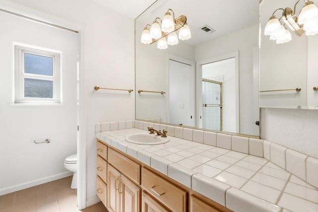 9510 Upper Valley Rd, Auburn, CA 95602