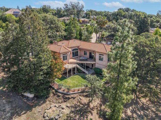 9510 Upper Valley Rd, Auburn, CA 95602