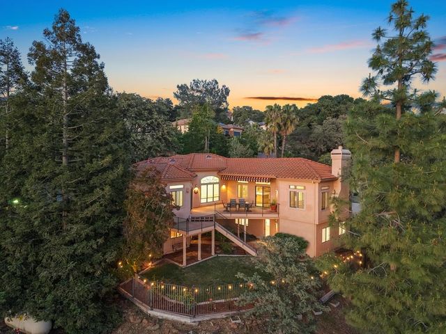 9510 Upper Valley Rd, Auburn, CA 95602