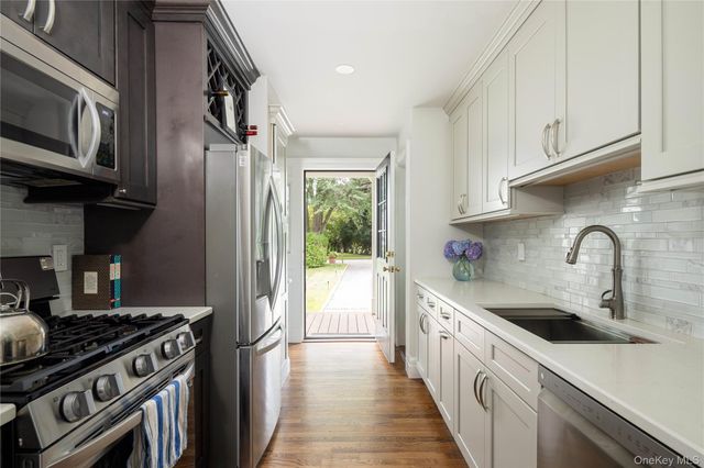 365 Rachels Road, Mattituck, NY 11952