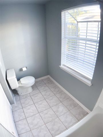 9809 Richmond Avenue F8, Houston, TX 77042