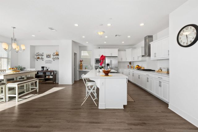 35732 Garrano Ln, Fallbrook, CA 92028