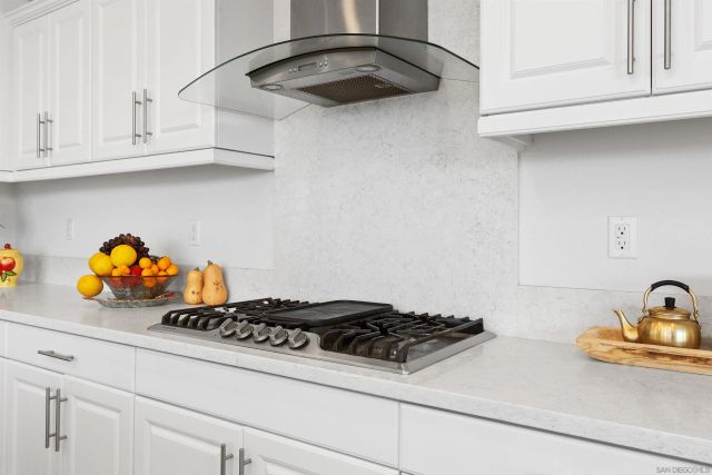 35732 Garrano Ln, Fallbrook, CA 92028