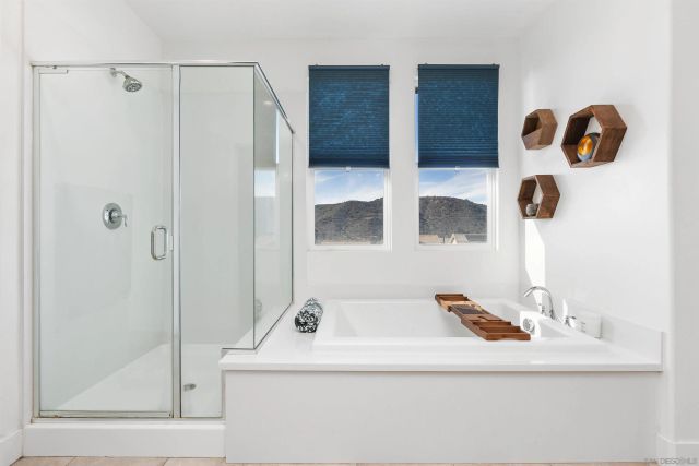 35732 Garrano Ln, Fallbrook, CA 92028