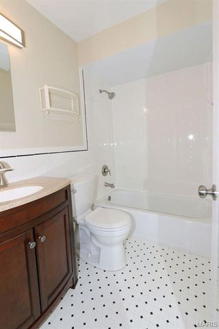 111 Green Acres Road, Bellefontaine Nghbrs, MO 63137