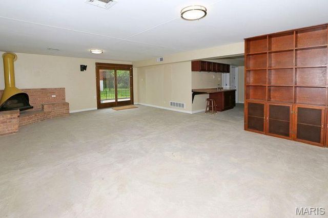 111 Green Acres Road, Bellefontaine Nghbrs, MO 63137