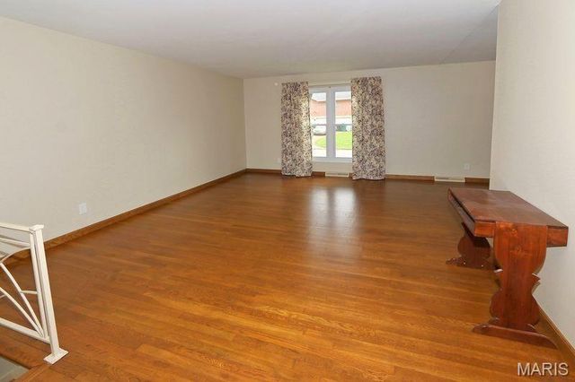 111 Green Acres Road, Bellefontaine Nghbrs, MO 63137