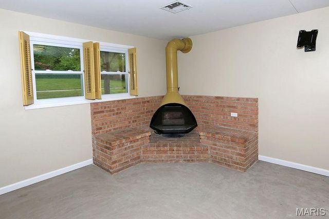 111 Green Acres Road, Bellefontaine Nghbrs, MO 63137