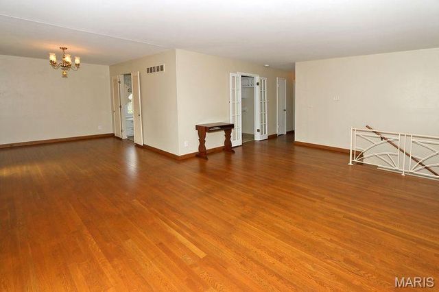 111 Green Acres Road, Bellefontaine Nghbrs, MO 63137
