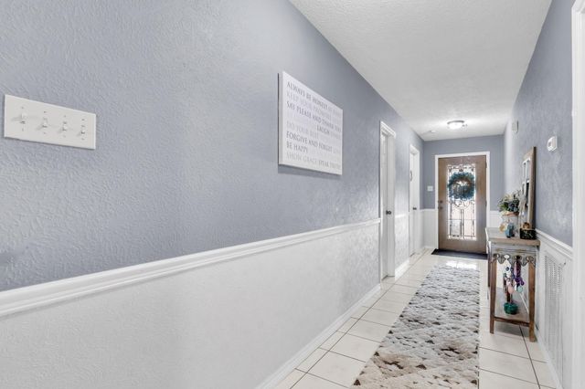 105 Spruce Street, Village Mills, TX 77663