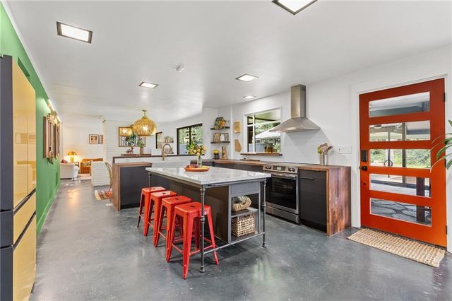3252 W Roxboro Road NE, Atlanta, GA 30324