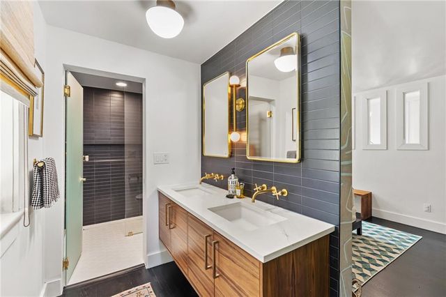 3252 W Roxboro Road NE, Atlanta, GA 30324