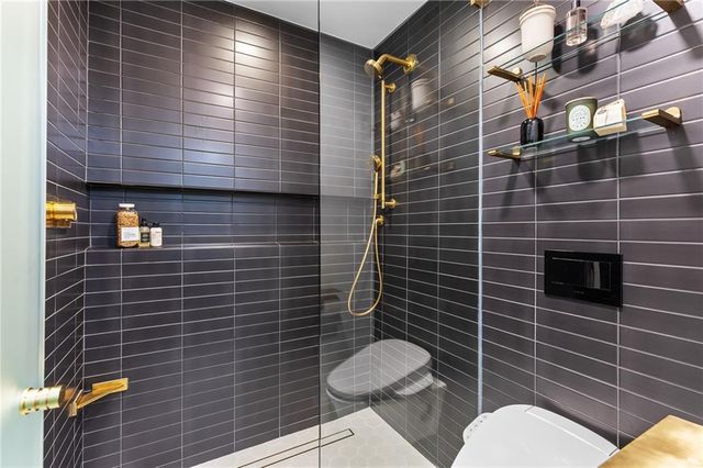 3252 W Roxboro Road NE, Atlanta, GA 30324