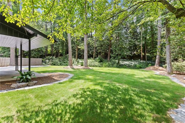 3252 W Roxboro Road NE, Atlanta, GA 30324