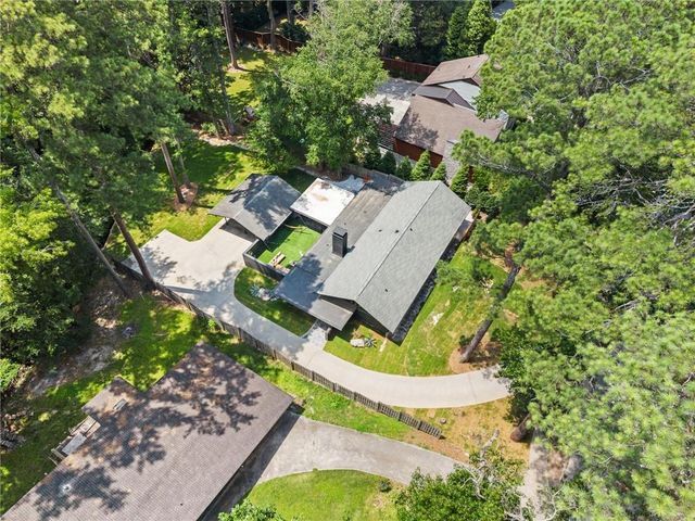 3252 W Roxboro Road NE, Atlanta, GA 30324