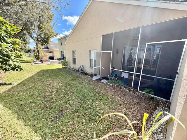 159 Berenger Walk, Royal Palm Beach, FL 33414