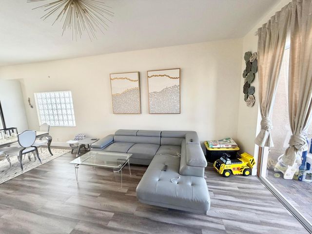 159 Berenger Walk, Royal Palm Beach, FL 33414